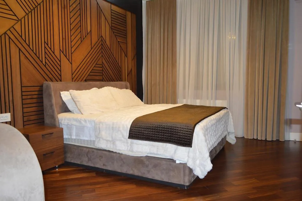 Urban Cozy Corner Apartment Baku 0*,