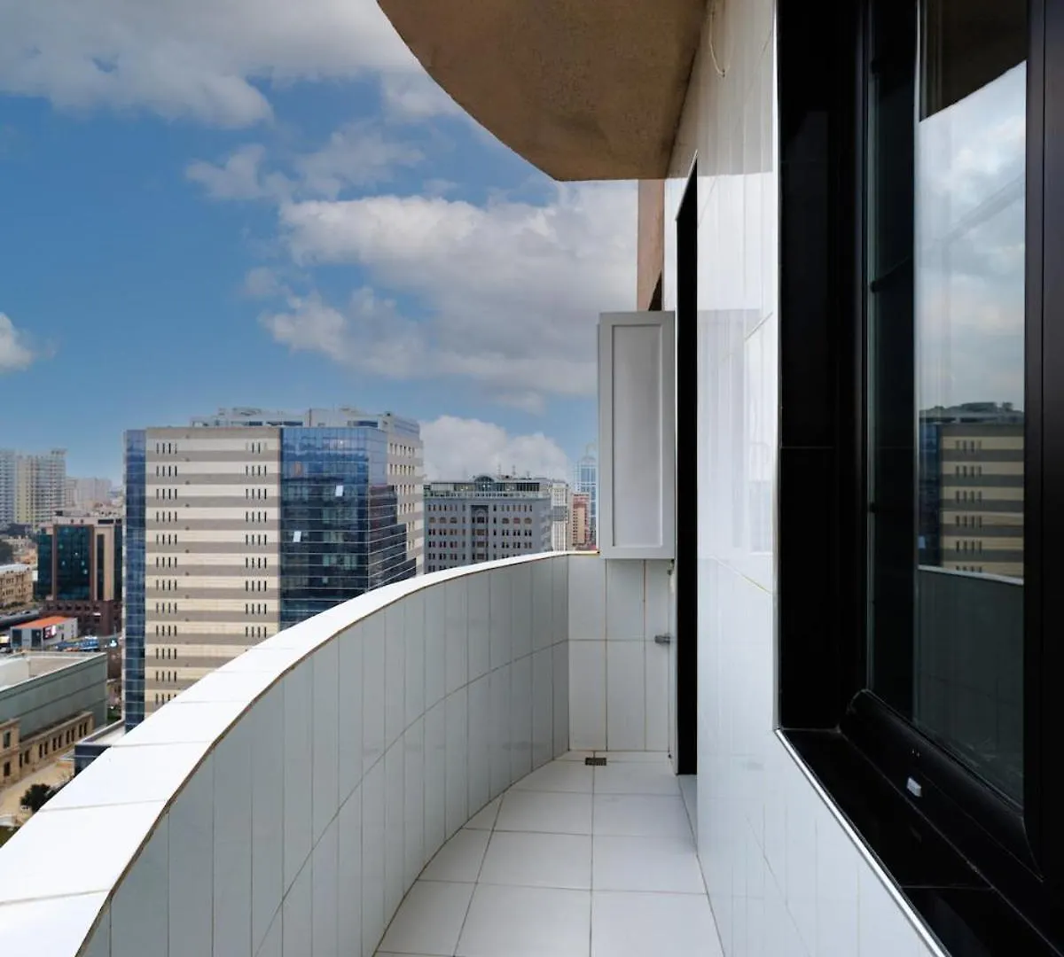 Urban Cozy Corner Apartment Baku Azerbaijan